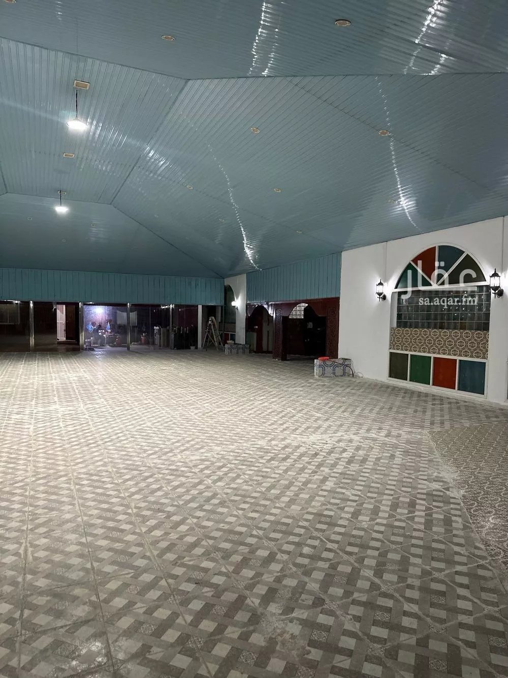 عمارة 10000 م² في الرمال 9