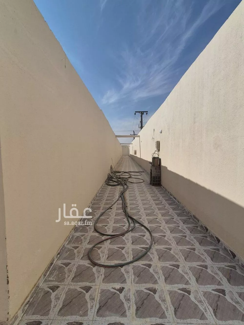 2700 sqm building in Al Rimal 5