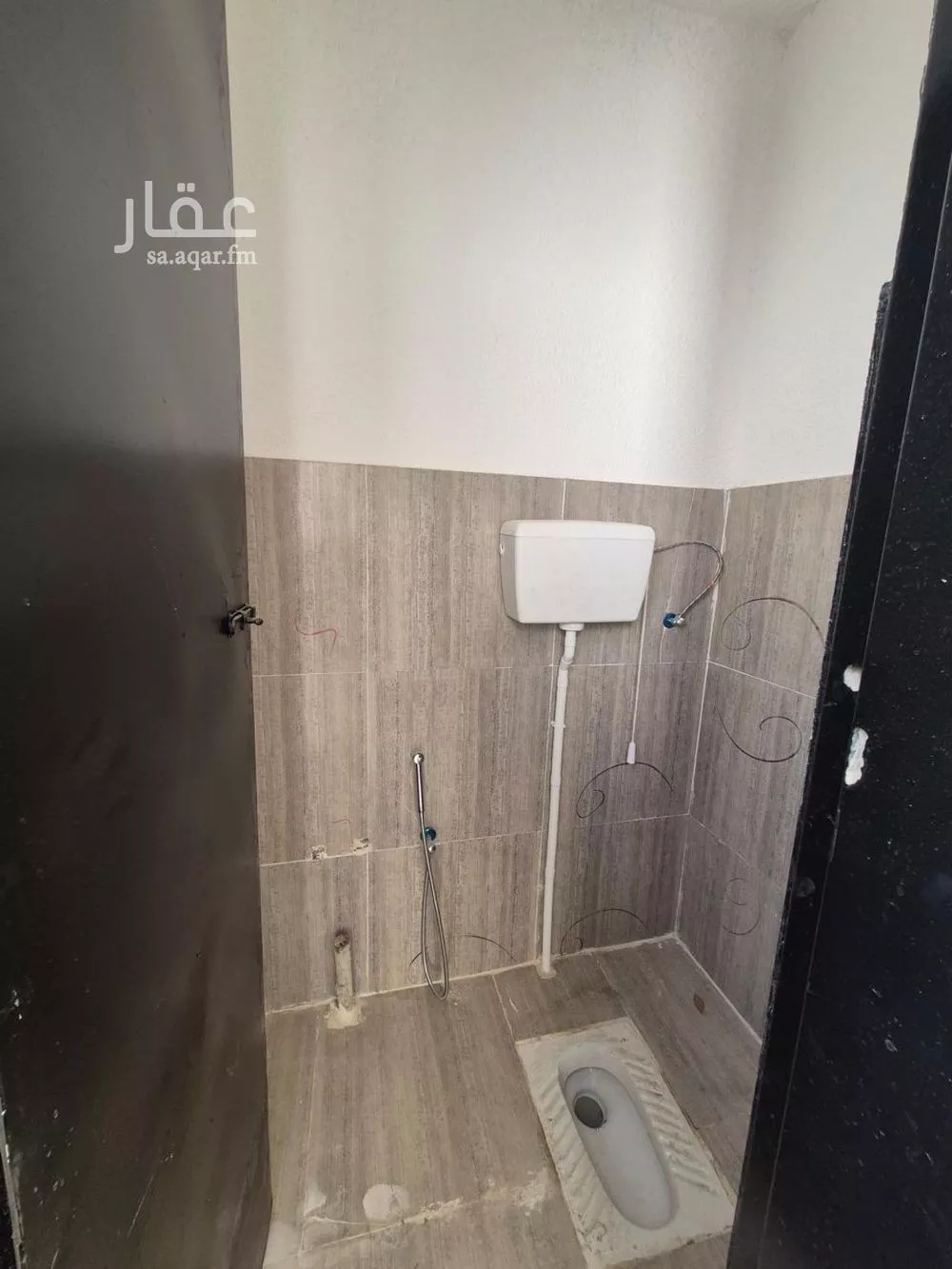2700 sqm building in Al Rimal 10