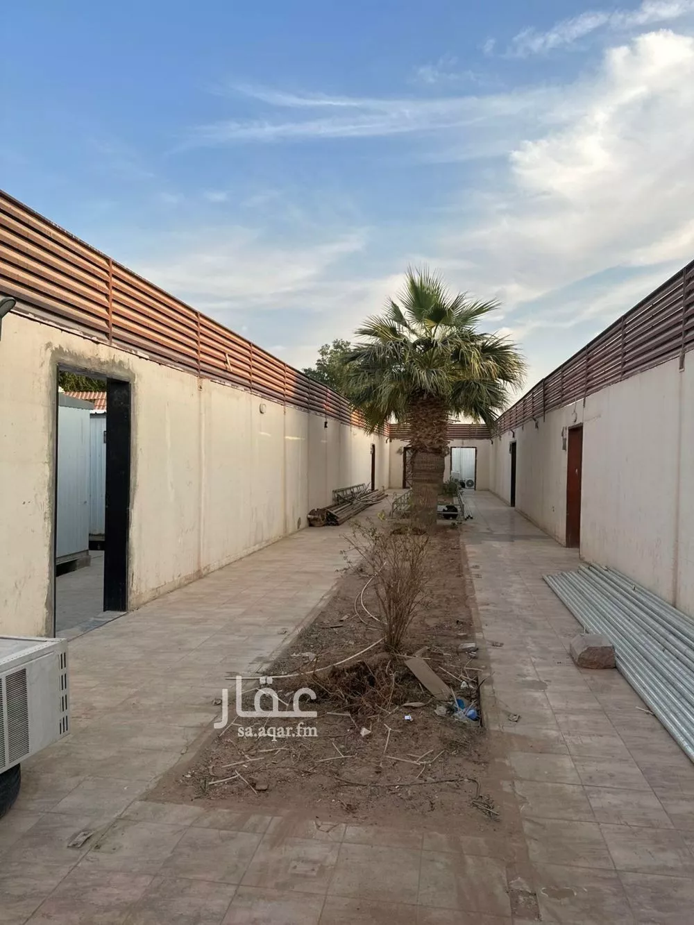 عمارة 2000 م² في الرمال 7