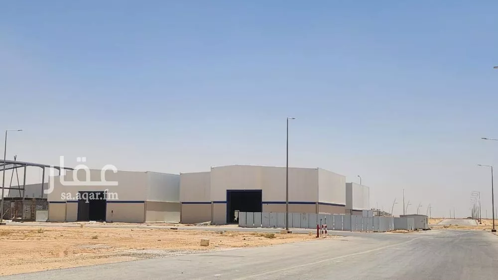 900 sqm warehouse in An Nadhim 5