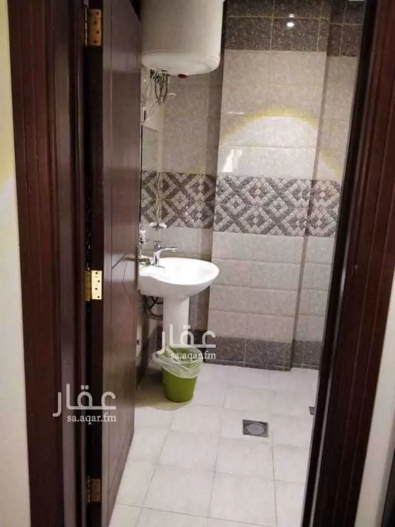 875 sqm building in At Taawon 12
