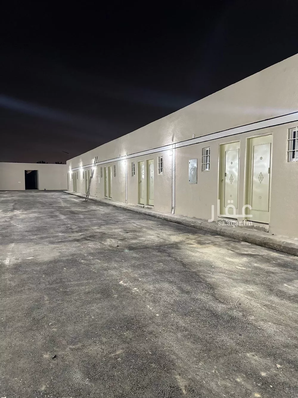 10000 sqm building in Al Rimal 7