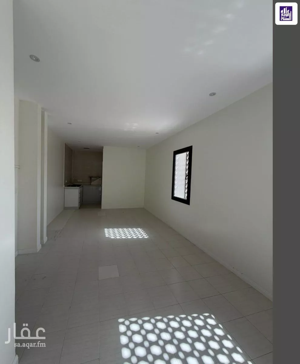 930 sqm building in Al Murabba 12