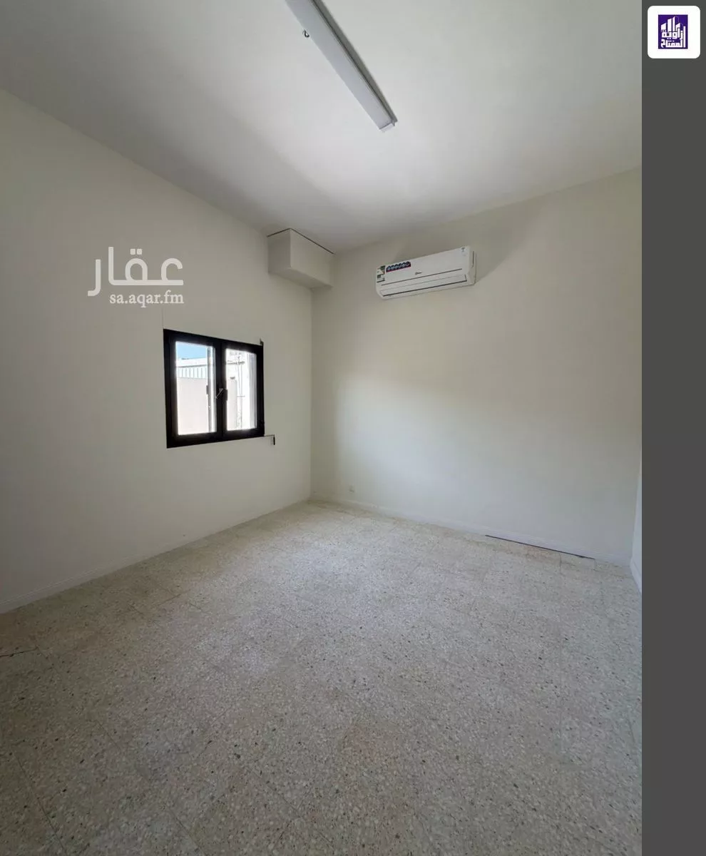930 sqm building in Al Murabba 13