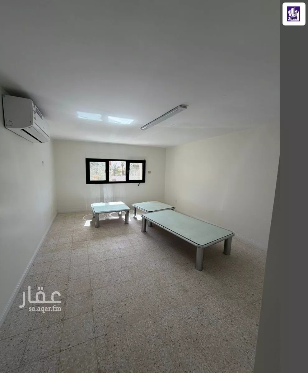 930 sqm building in Al Murabba 3