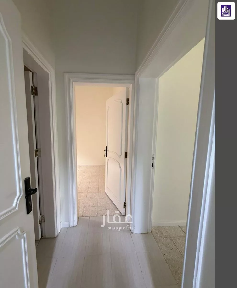 930 sqm building in Al Murabba 21