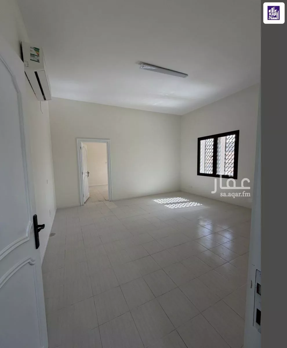 930 sqm building in Al Murabba 4