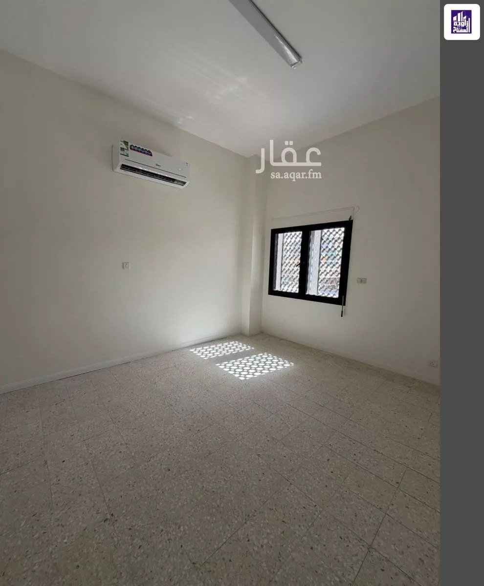 930 sqm building in Al Murabba 5