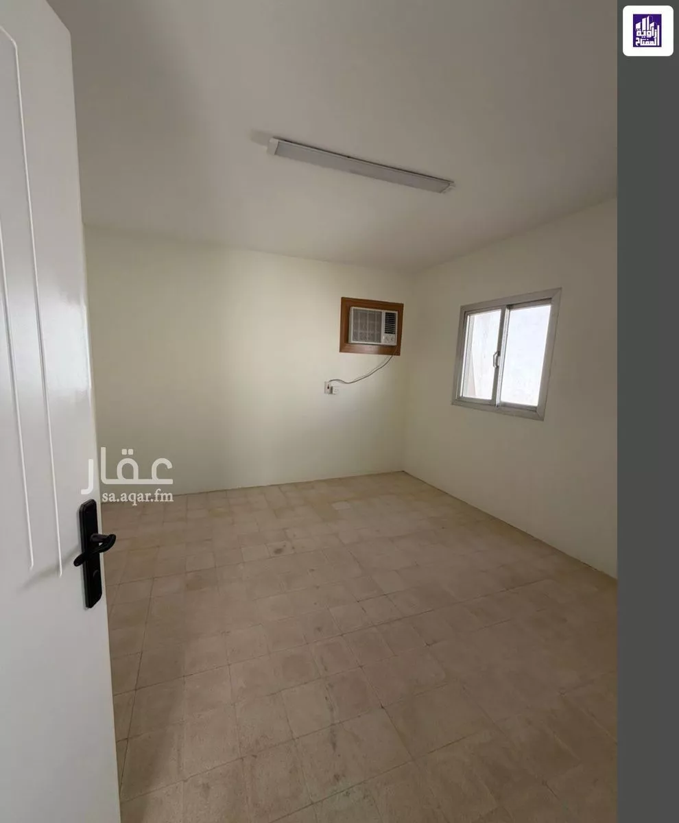 930 sqm building in Al Murabba 9