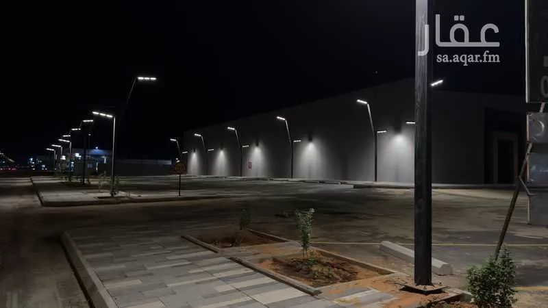 900 sqm building in Tuwaiq 4
