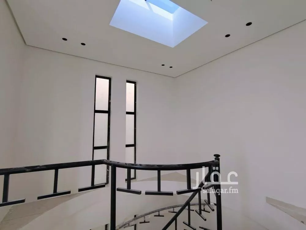 6 bedroom villa in As Sawari 7