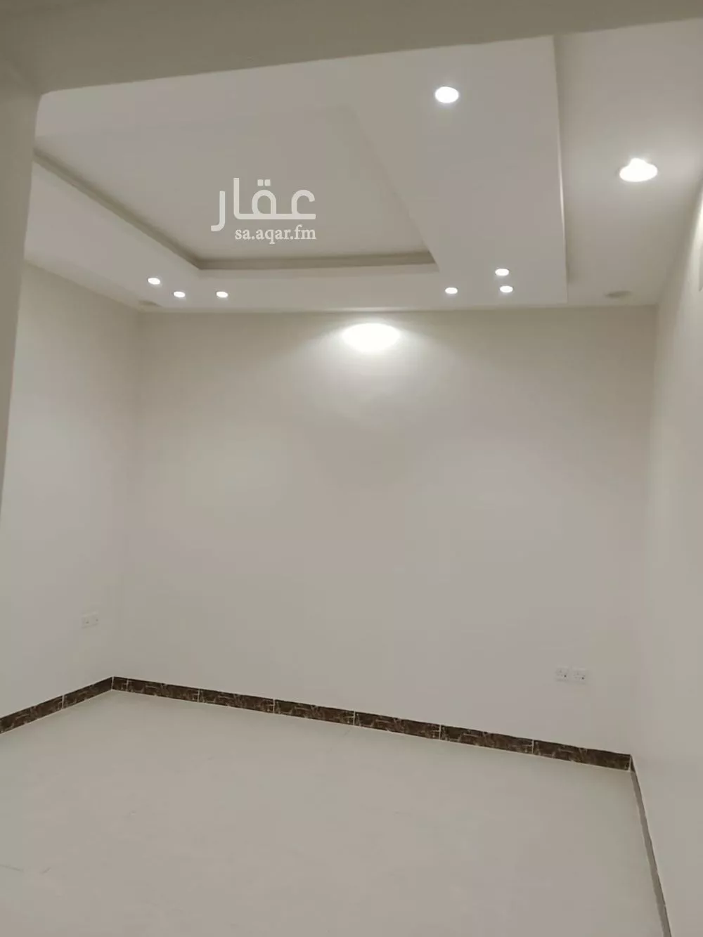 عمارة 800 م² في بنبان 3