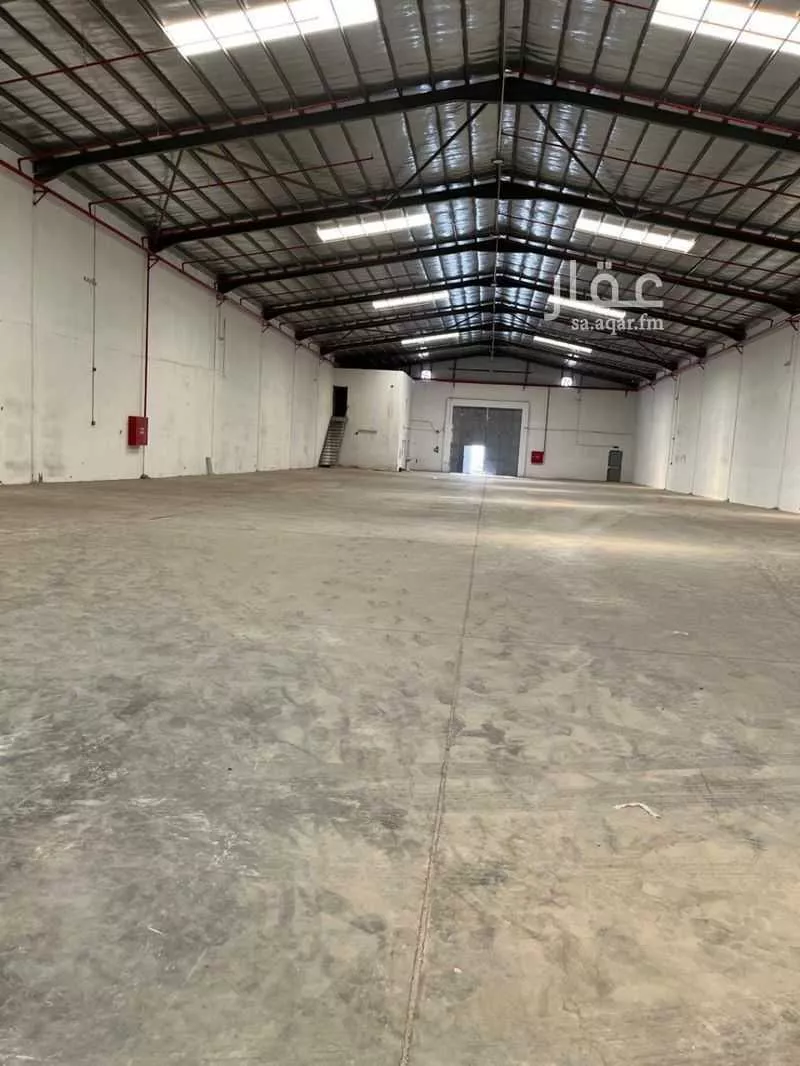 2 bedroom warehouse in Al Sulay, Riyadh 6