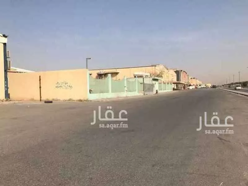 مستودع 4250 م² في السلي 2