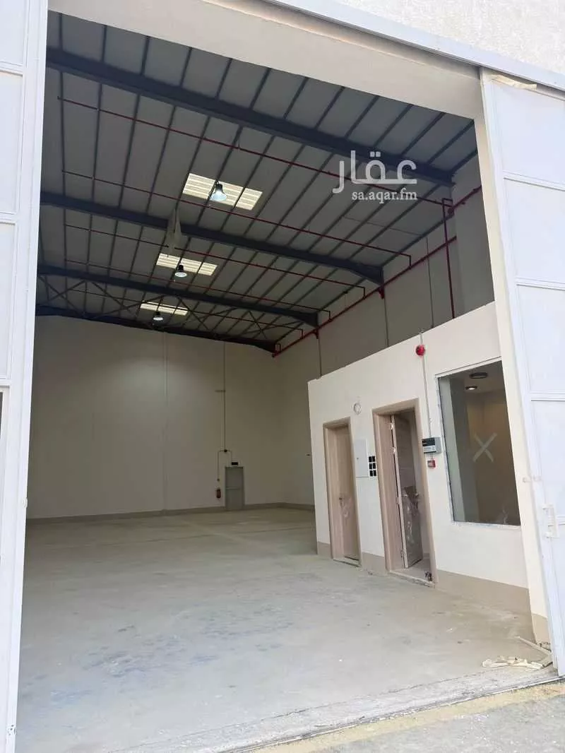 450 sqm warehouse in An Nadhim 6