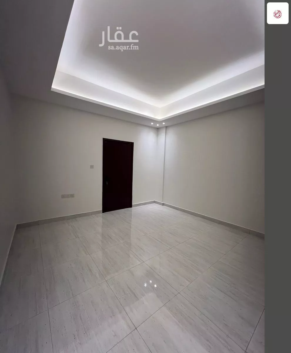 عمارة 1027 م² في ام سليم 23