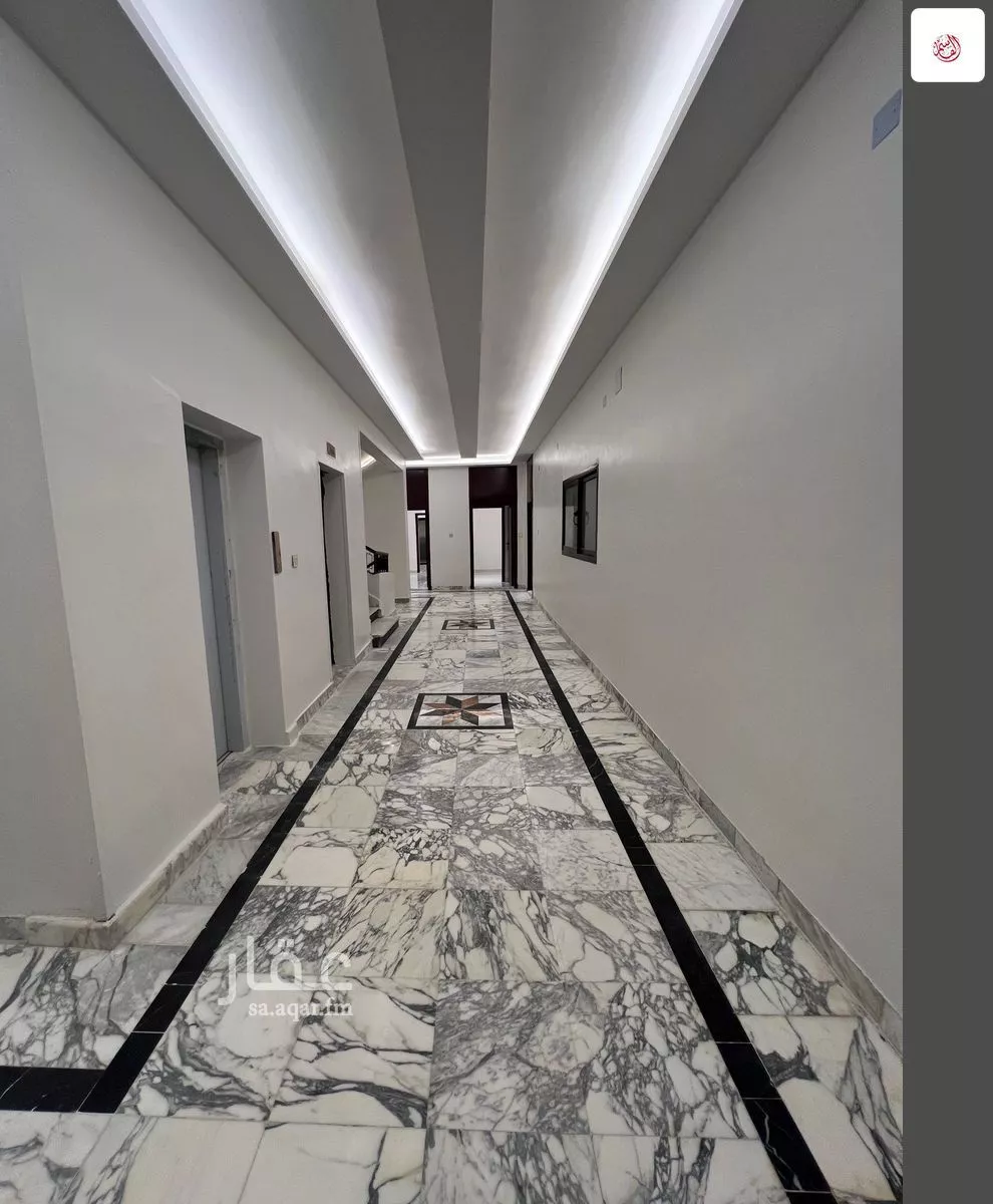 عمارة 1027 م² في ام سليم 7