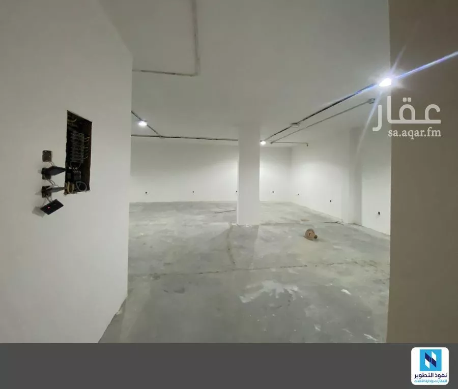 1094 sqm building in Al Mursalat 11
