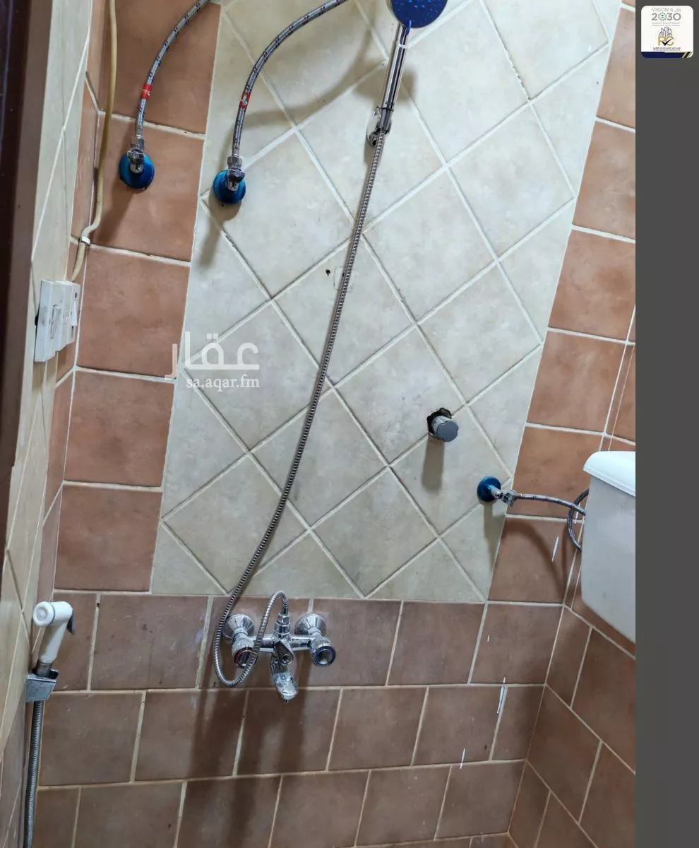 722 sqm building in Al Uraija Al Wusta 10