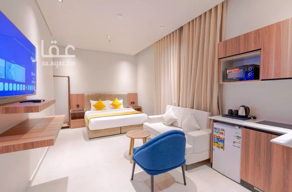 1425 sqm building in Al Munsiyah 3
