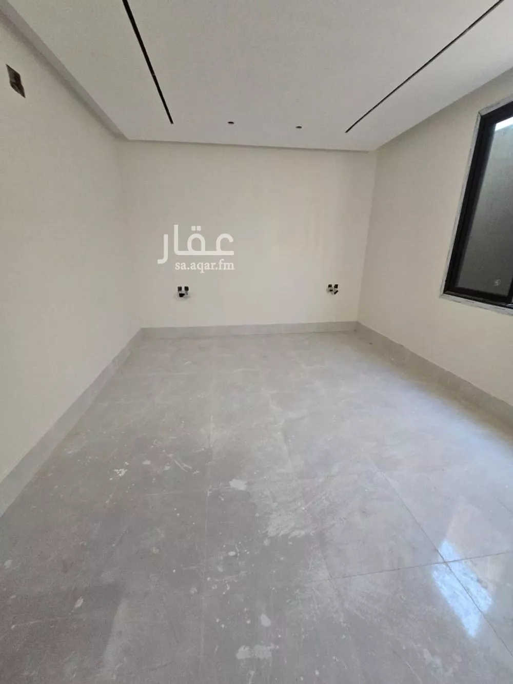 عمارة 650 م² في العقيق 2