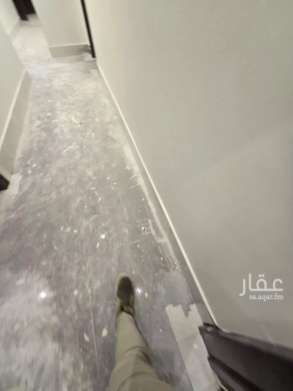 عمارة 650 م² في العقيق 4