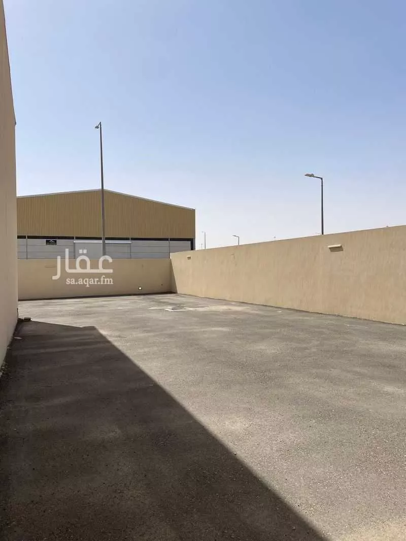 986 sqm warehouse in Al Mishal 5