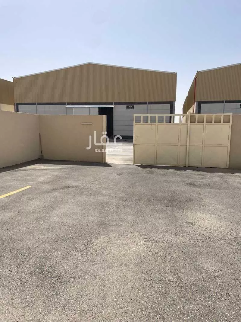 986 sqm warehouse in Al Mishal 9