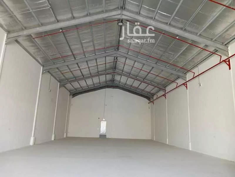 مستودع 1200 م² في المصانع 23