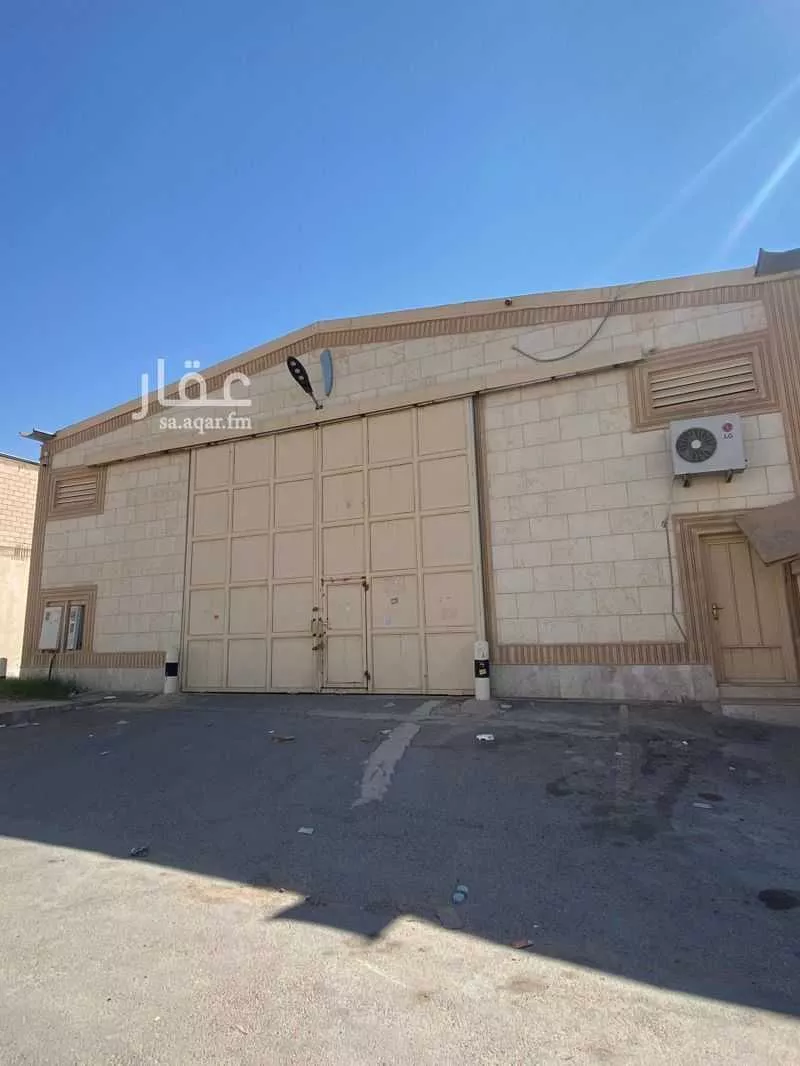 4400 sqm warehouse in Mansuriyah 2