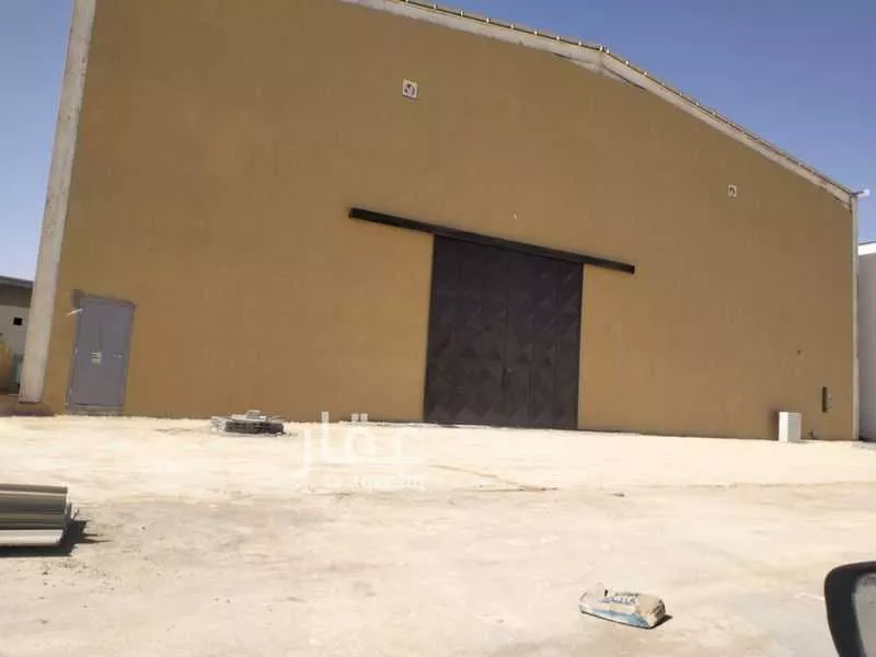 1921 sqm warehouse in Taibah 7