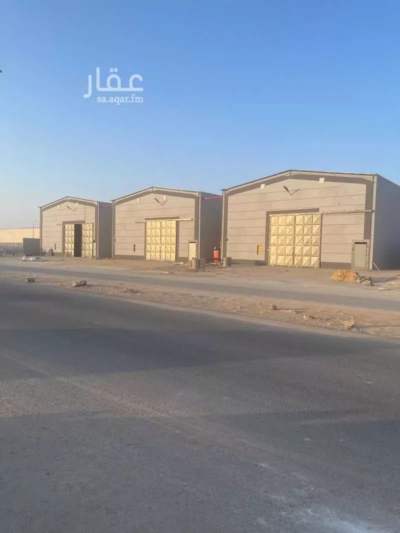 4200 sqm warehouse in Taibah 2