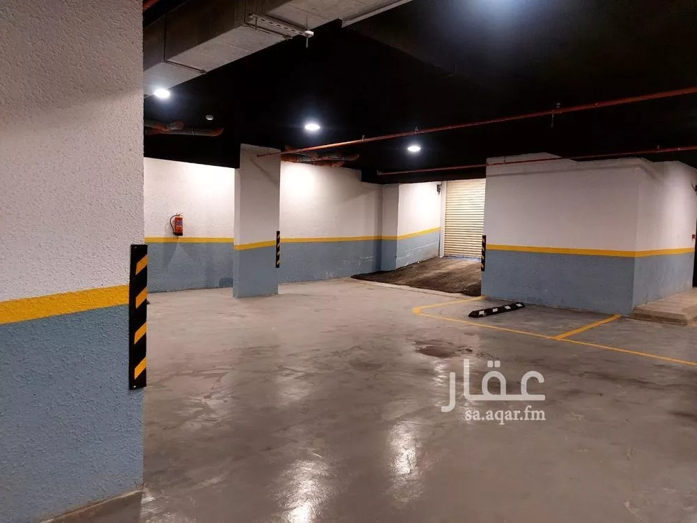 عمارة 935 م² في النرجس 13