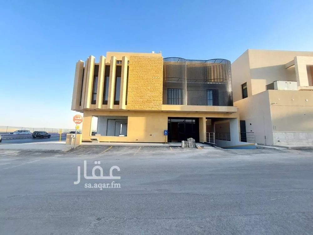 عمارة 935 م² في النرجس 18