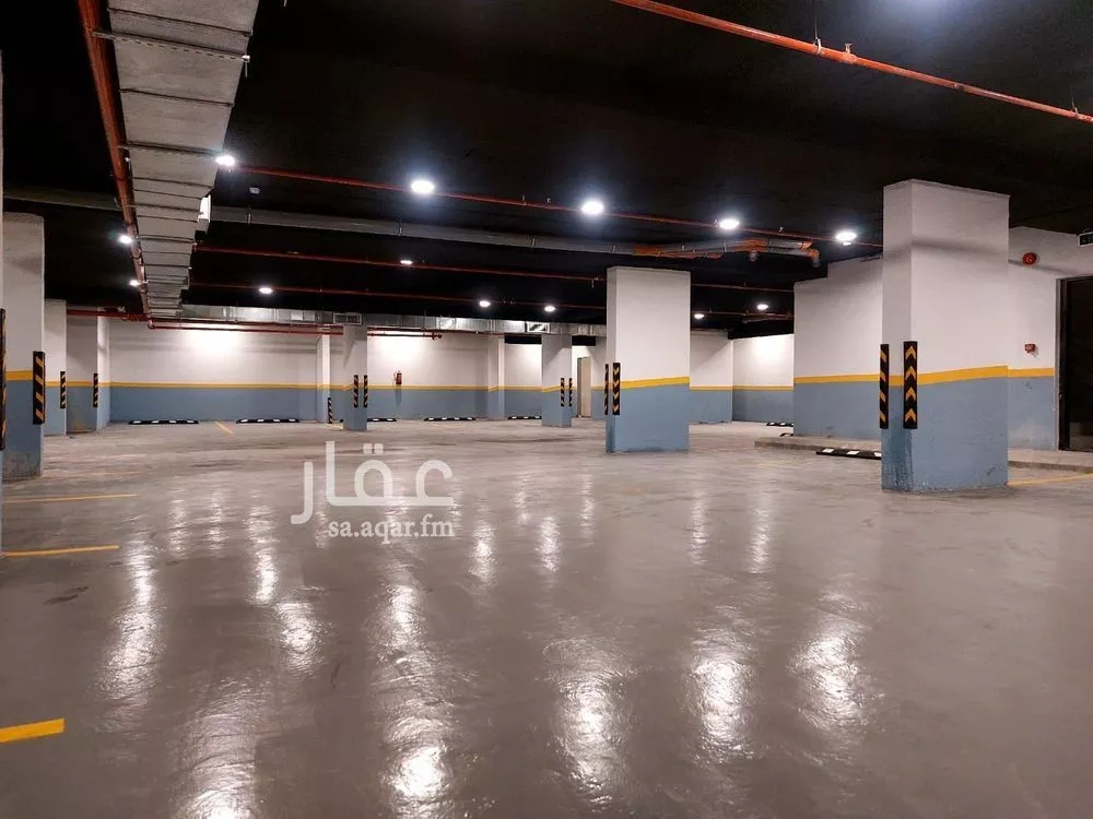 عمارة 935 م² في النرجس 21