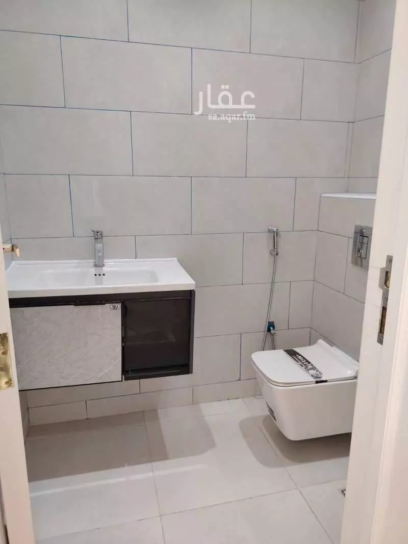عمارة 2000 م² في النهضة 7