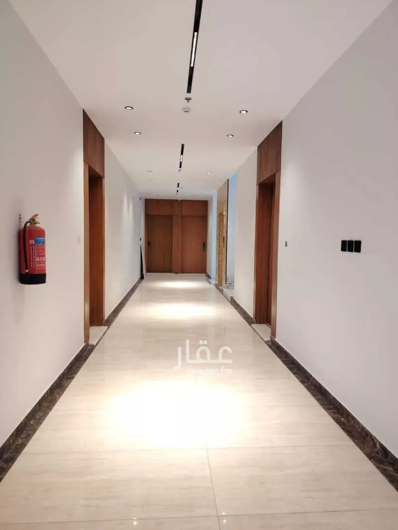 عمارة 2000 م² في النهضة 8