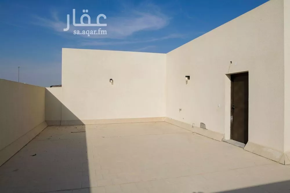 عمارة 1292 م² في المصانع 3