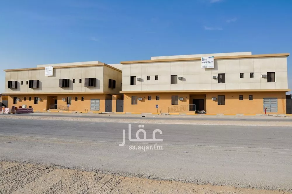 عمارة 1292 م² في المصانع 7