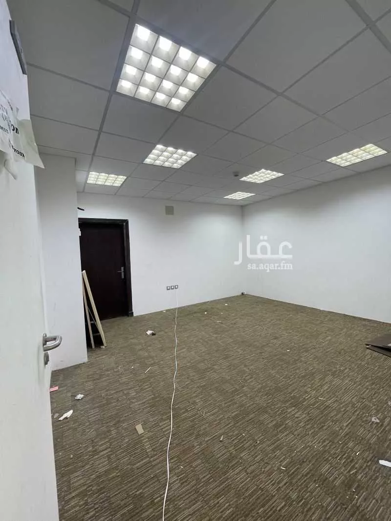 1430 sqm building in An Nafal 13