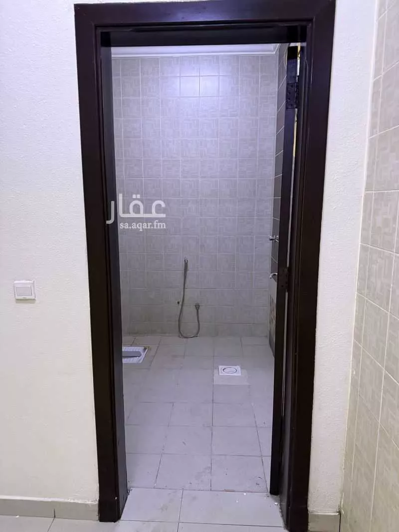 4050 sqm building in Al Sulay 12