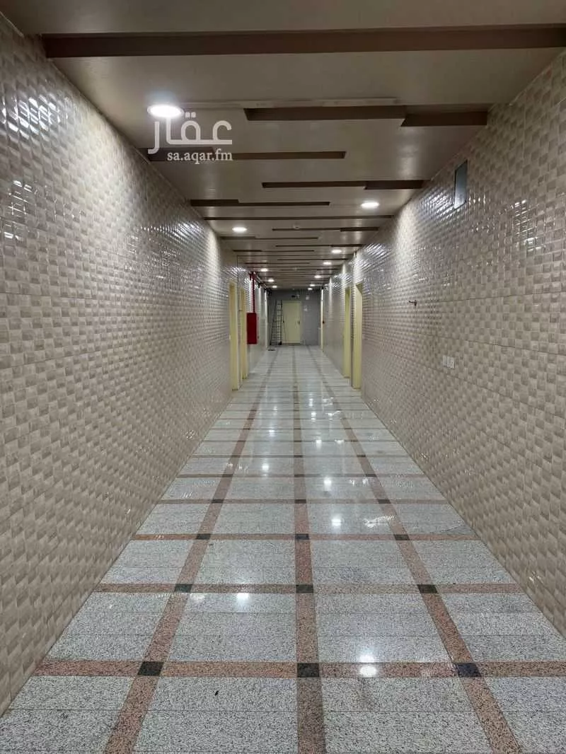 4050 sqm building in Al Sulay 15