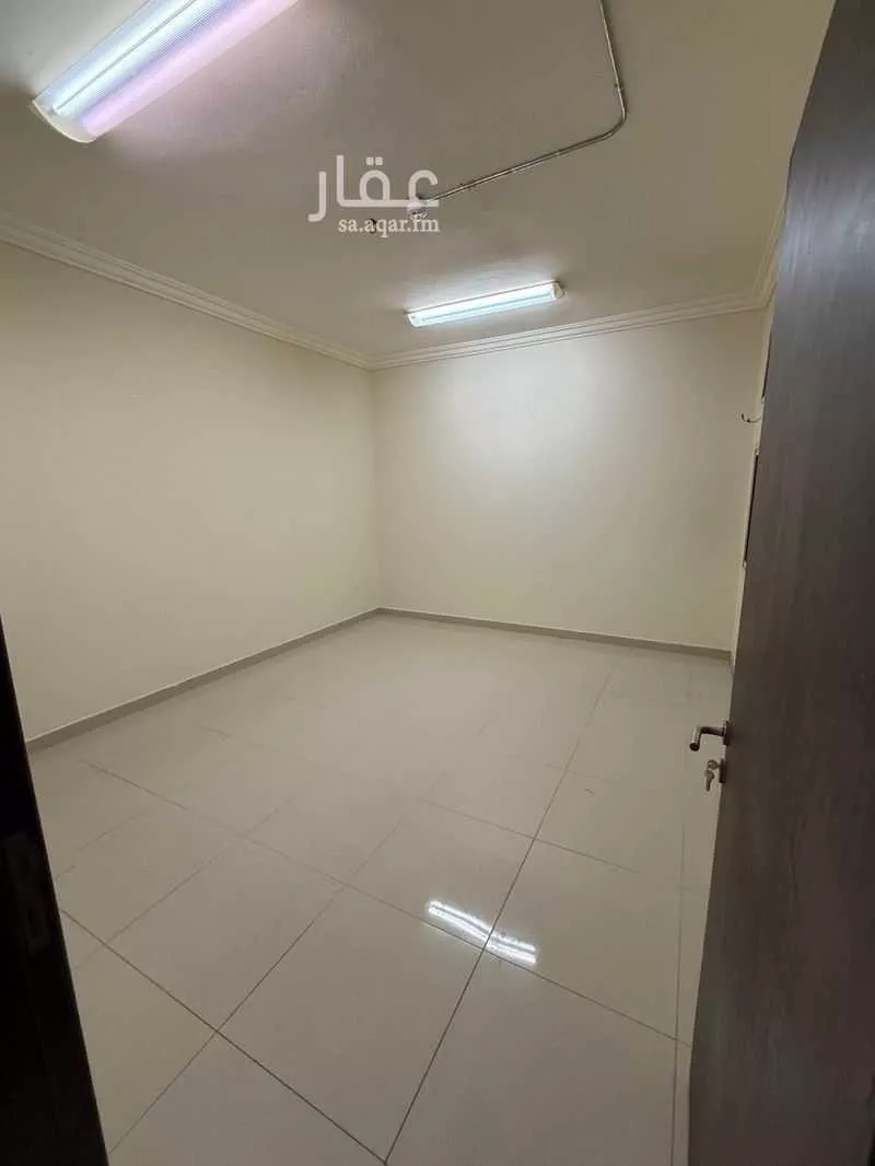 4050 sqm building in Al Sulay 7