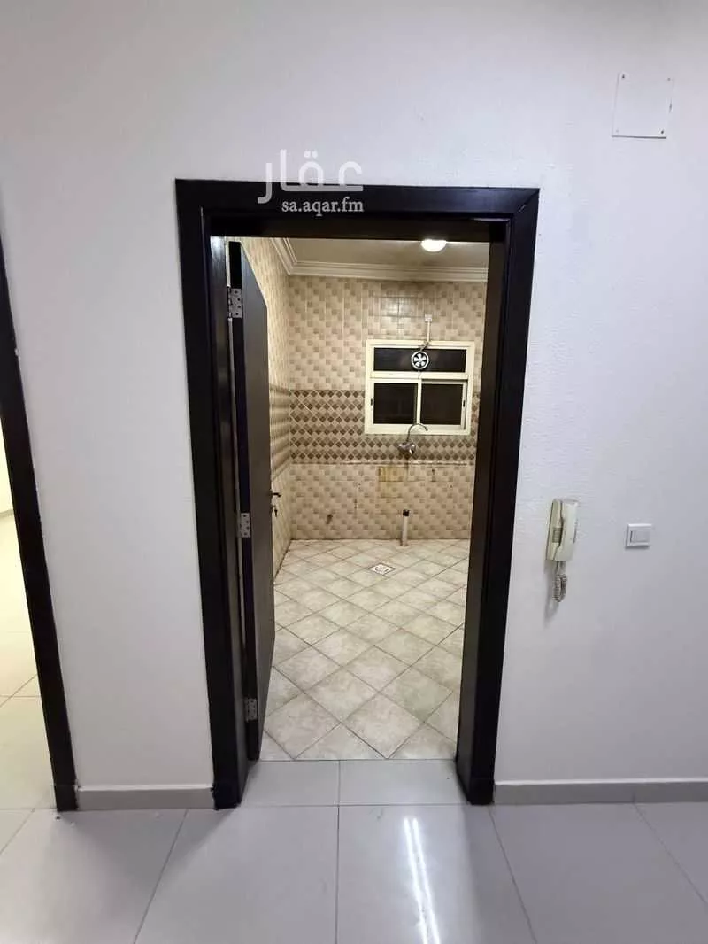 4050 sqm building in Al Sulay 8