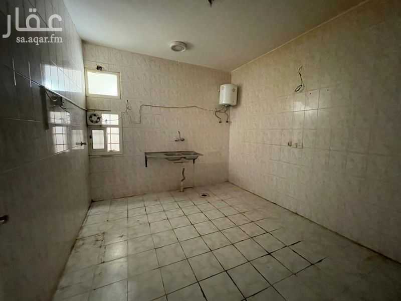 38 bedroom building in Badr, Riyadh 6