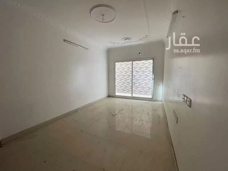 عمارة 2520 م² في بدر 12