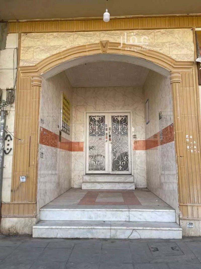 عمارة 2520 م² في بدر 3