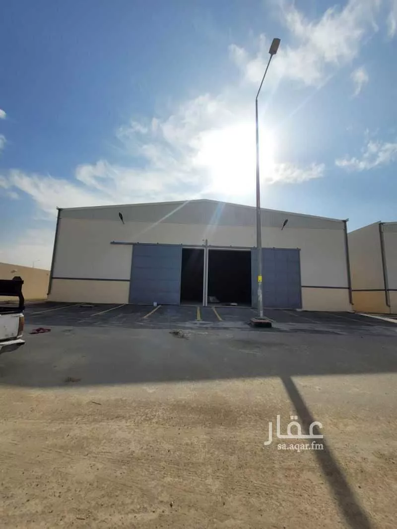 900 sqm warehouse in An Nadhim 6