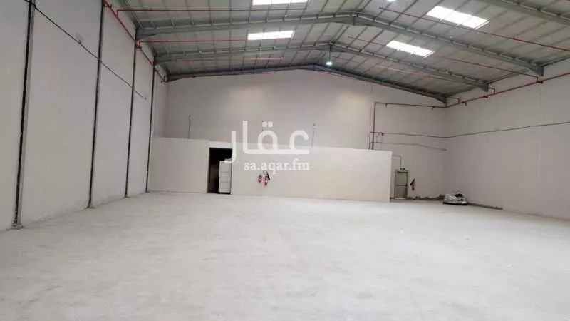 3000 sqm warehouse in Banban 2